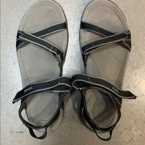 Teva size 7 sandals